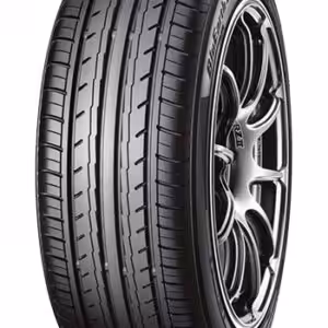 YOKOHAMA BLUEARTH ES32 215/55 R17 94V